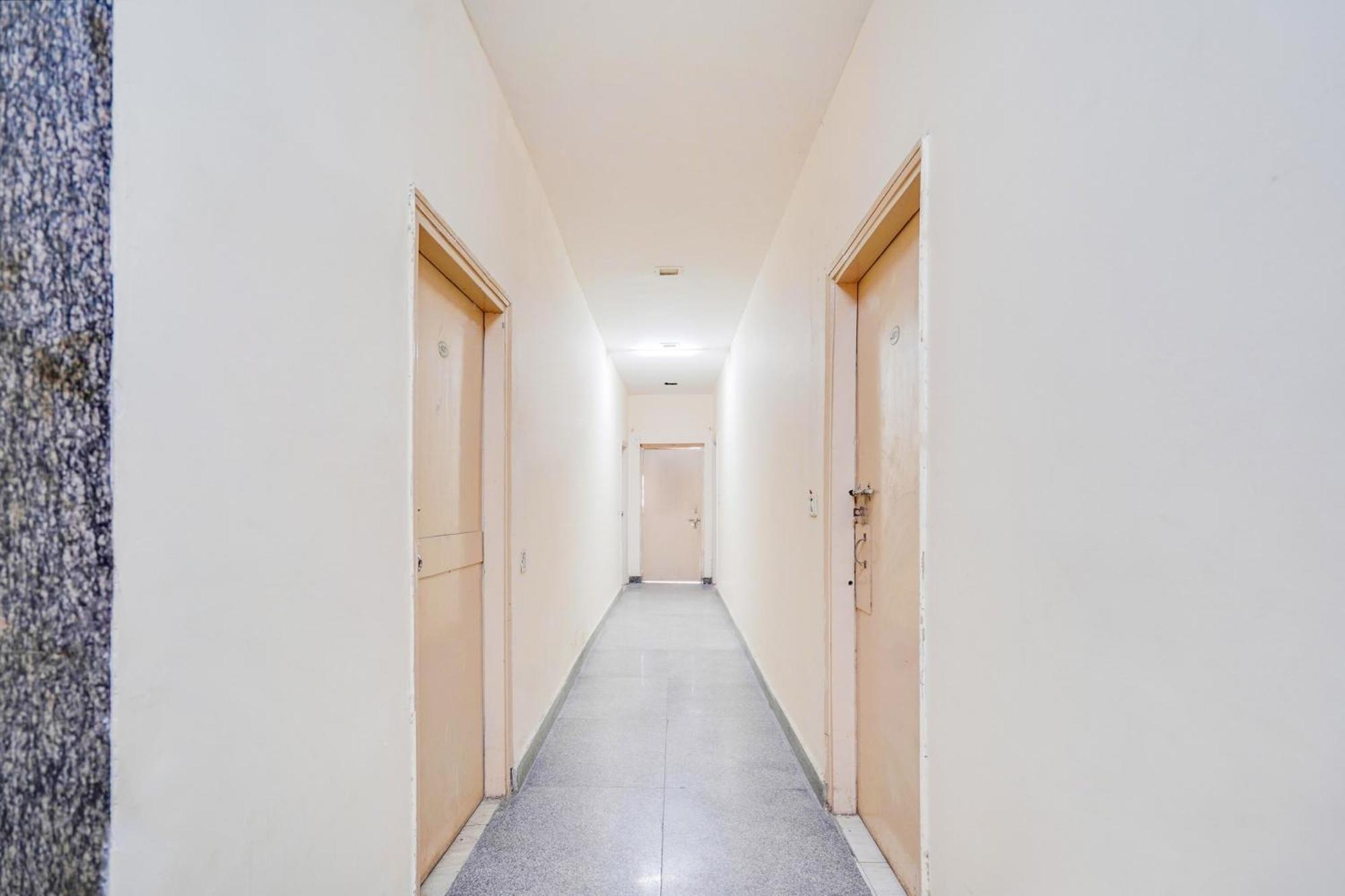 Hotel O Noida Stay מראה חיצוני תמונה